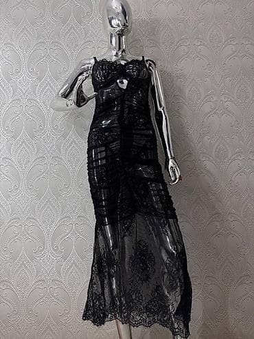 Жеке буюмдар: Платье вечернее/торжественное из прозрачного кружева и сетки, длина — 5