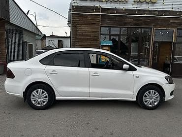 прием стекл: Volkswagen Polo: 2014 г., 1.6 л, Механика, Бензин, Седан — 1