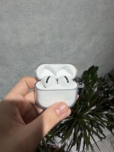 Новые Airpods 🎧 Продаю по себестоимости Новые, не использовали Есть