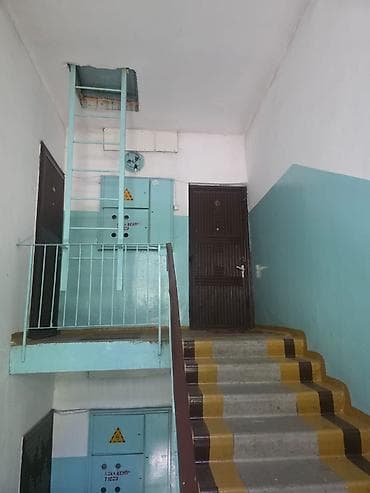 105: 2 комнаты, 54 м², Кудайберген авторынок 105 серия, 3 этаж — 3