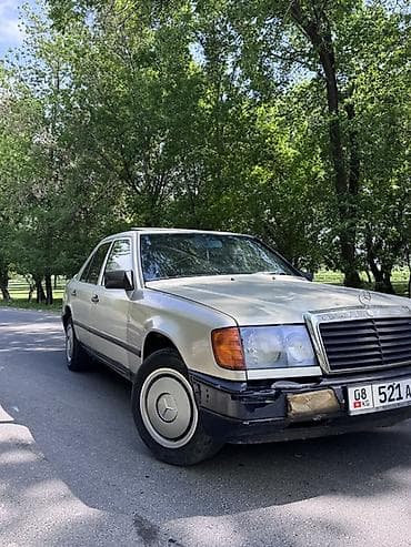 Mercedes-Benz W124: 1989 г., 2.3 л, Ручные, Бензин, Седан at lalafo.kg Mercedes-Benz W124: 1989 г., 2.3 л, Ручные, Бензин, Седан