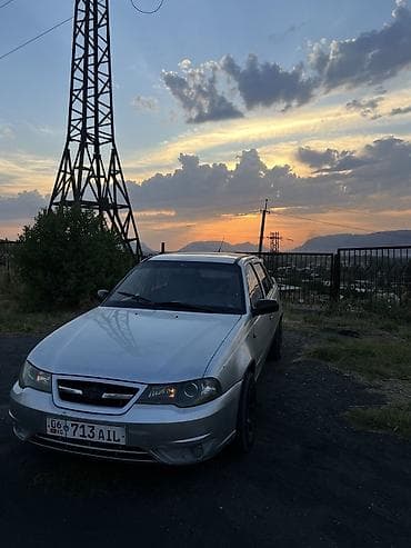 bmb e39: Daewoo Nexia: 2010 г., Седан — 1