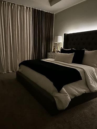 Студия, Душевая кабина