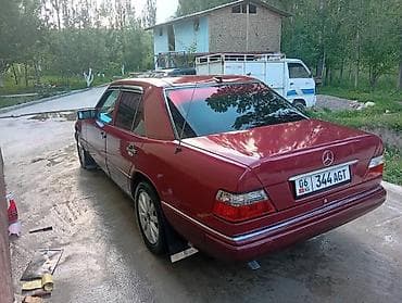 степ эреф 1: Mercedes-Benz E-Class: 1994 г., 2.2 л, Автомат, Бензин, Седан — 5