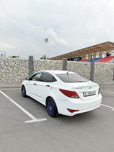 Продажа авто: Hyundai Solaris: 2015 г., 1.6 л, Автомат, Бензин, Седан — 5