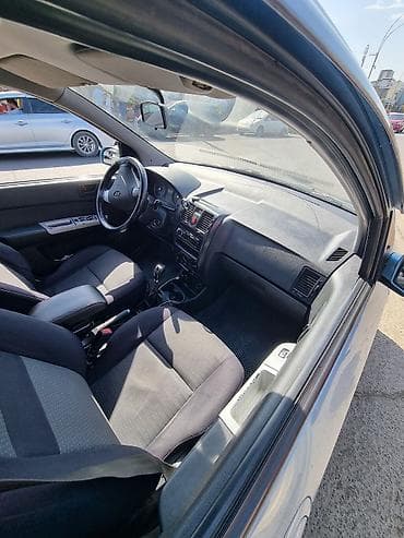 bmw x6 e71: Hyundai Getz: 2006 г., Механика, Бензин, Хэтчбэк — 6