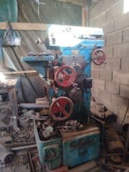 кондитерское оборудование: Фрезердик станок ЧПУсуз, Вертикалдык, Металл иштетүү үчүн — 2