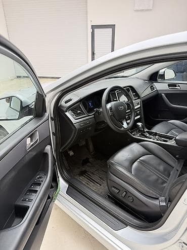 без торга: Hyundai Sonata: 2019 г., 2 л, Автомат, Газ, Седан — 10