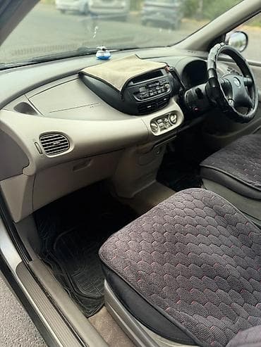 авто byd: Nissan Almera Tino: 2000 г., 1.8 л, Автомат, Бензин, Хэтчбэк — 9