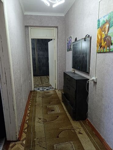 продаю 1 ком квартиру бишкек: 2 комнаты, 67 м², Индивидуалка, 4 этаж, Косметический ремонт — 2