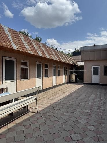 nomad hostel: Сдается помещение в аренду под коммерческую деятельность. Есть — 2