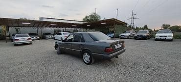 Mercedes-Benz E-Class: 1993 г., 3.2 л, Кол менен иштөөчү, Бензин, Седан — 3