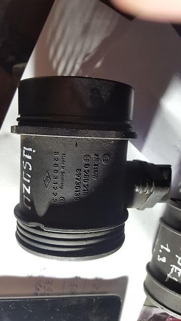 renault: Renault Espace расходомер 2.2 2005год — 2