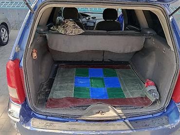 Продажа авто: Ford Focus: 2002 г., Автомат, Универсал — 5