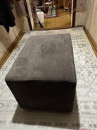 электронный шезлонг: Пуф-банкетка на колесиках - Форма: прямоугольный пуф - Обивка: мягкая — 1