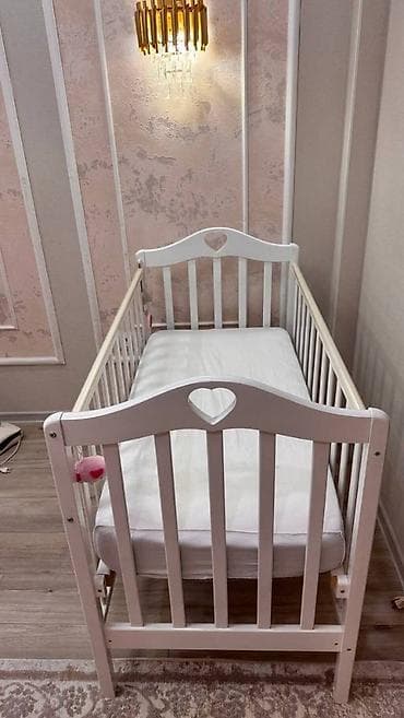 Балдар дүйнөсү: Продаю детскую кроватку с качающимся маятником, состояние новое — 4
