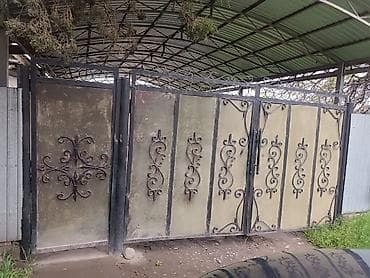 шарниры для дверей: Ворота толстая железо как бранировонное с стойками и калиткой. Село — 2