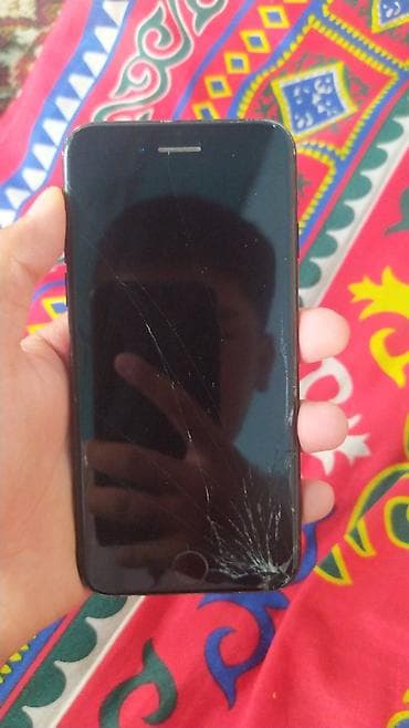 p 30: IPhone 7, Б/у, 32 ГБ, Черный, 74 % — 2