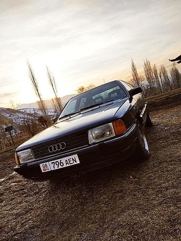 Продажа авто: Audi 100: 1990 г., 2 л, Механика, Бензин, Седан — 3