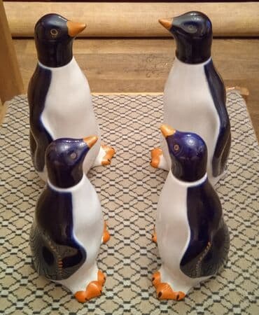продажа статуэток: Продаю графины - пингвины СССР ЛФЗ. высота 23см и 17см. Большие по — 2