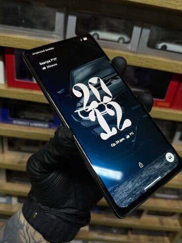 Ламинат: Google Pixel 6, Б/у, 256 ГБ, цвет - Черный — 5