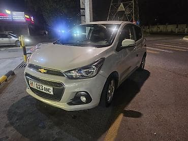 Chevrolet Spark: 2016 г., 1 л, Бензин, Хэтчбэк