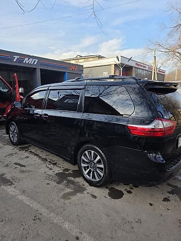 тоета сиента: Toyota Sienna: 2019 г., 3.5 л, Автомат, Бензин, Минивэн — 4
