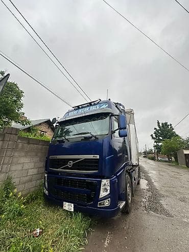 Volvo: Сүйрөгүч, Volvo, 2012 г., Тенттелген — 4