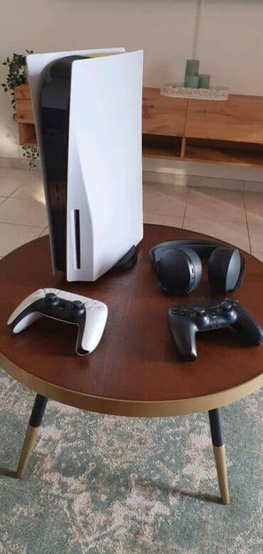 Playstation 5. ФАТ Состояние отличное 10/10 .Обмен нет!Обмен