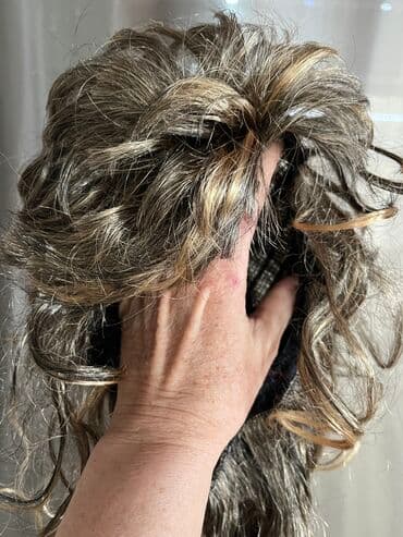 купить шифоньер бу: Парики для Новогодних праздников и разных торжеств- женские разных — 12