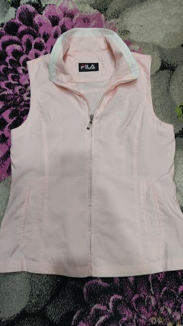 телефон даром: Меняю: 1) Фирменная Ветровка безрукавка(М) на 1 кг.сахара 2)Кофта — 1