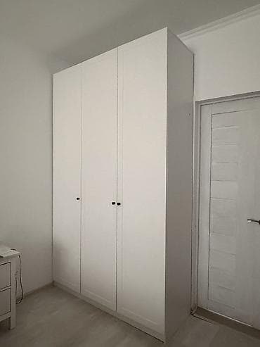 Окна и комплектующие: Шифоньер, шкаф для одежды, Б/у, Прямой, ЛДСП — 1