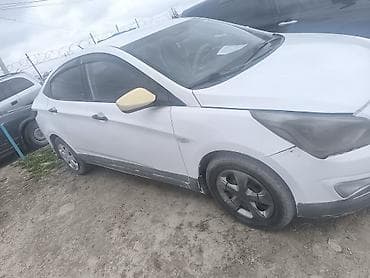 audi s8: Hyundai Solaris: 2014 г., 1.4 л, Автомат, Бензин, Седан — 6