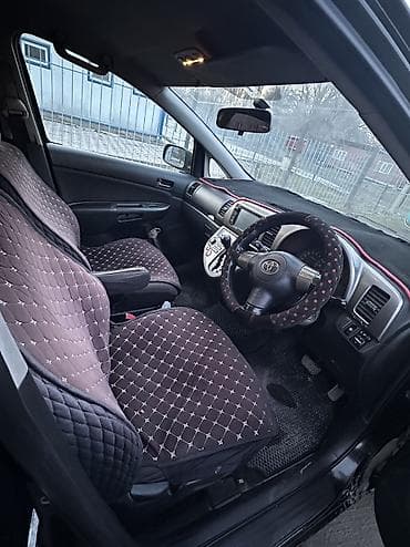 step 2: Toyota WISH: 2003 г., 1.8 л, Автомат, Бензин, Минивэн — 4