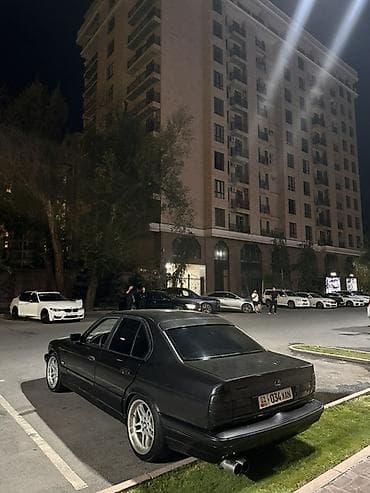 step 2: BMW 5 series: 1994 г., 3.2 л, Механика, Бензин, Седан — 3