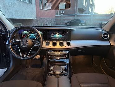 мерседес пассажирский: Mercedes-Benz E-Class: 2020 г., 2 л, Автомат, Гибрид, Лимузин — 5