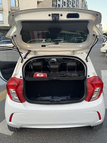 123: Chevrolet Spark: 2019 г., 1 л, Вариатор, Бензин, Хэтчбэк — 8