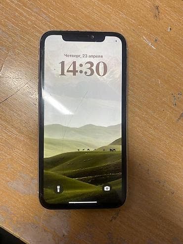 IPhone 11, Б/у, 128 ГБ, Белый, Чехол, 67 %