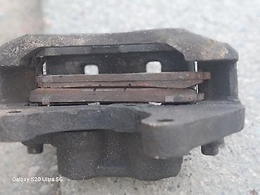 altezza 2003: Передний левый суппорт Kia 2012 г., Б/у, Оригинал — 2