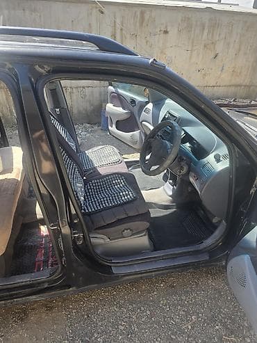5: Toyota Raum: 1999 г., 1.5 л, Автомат, Бензин, Минивэн — 2