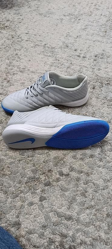 Жеке буюмдар: Эркектердин кроссовкасы, 44, Nike, Жаңы, түсү - Боз, Өзү алып кетүү — 2