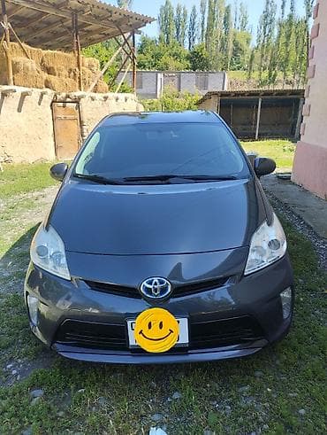 opel astra gtc: Toyota Prius: 2013 г., 1.8 л, Автомат, Гибрид, Хэтчбэк — 1