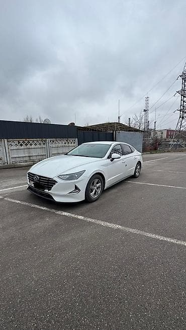 fast: Hyundai Sonata: 2019 г., Седан — 2