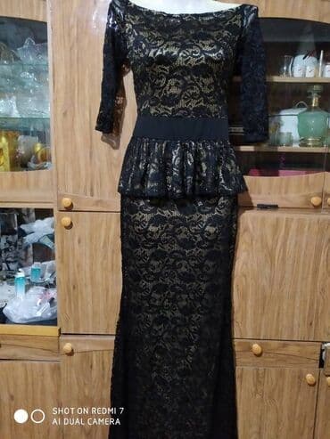 прокат вечерних платьев больших размеров: Продаю очень красивое, вечернее платье нос гипюровой накидкой. Размер — 8