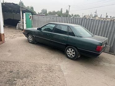 Audi 100: 1989 г., 2 л, Механика, Бензин, Седан