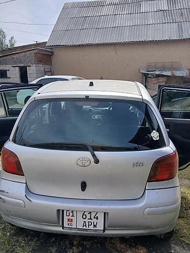 нумерация: Toyota Vitz: 2004 г., 1.3 л, Автомат, Бензин, Хэтчбэк — 4