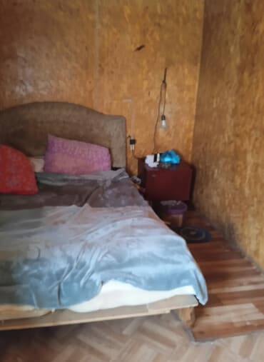 дом в токолдош: Продаю контейнер жилой две комнаты спальня и кухня и кладовая утеплён — 3