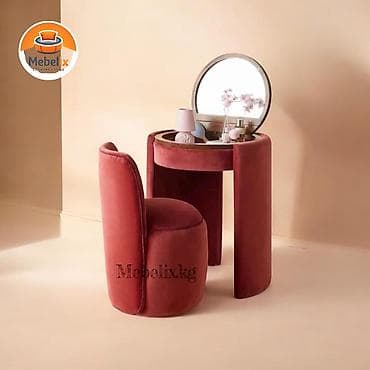 Заказ алабыз Компактный туалетный столик с зеркалом и мягким at lalafo.kg Заказ алабыз Компактный туалетный столик с зеркалом и мягким