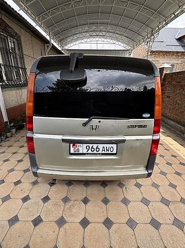 Продажа авто: Honda Stepwgn: 2003 г., 2 л, Автомат, Газ, Минивэн — 5