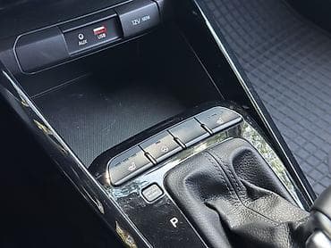 smart plus: Kia Stonic: 2019 г., 1.4 л, Автомат, Бензин, Лифтбек — 9